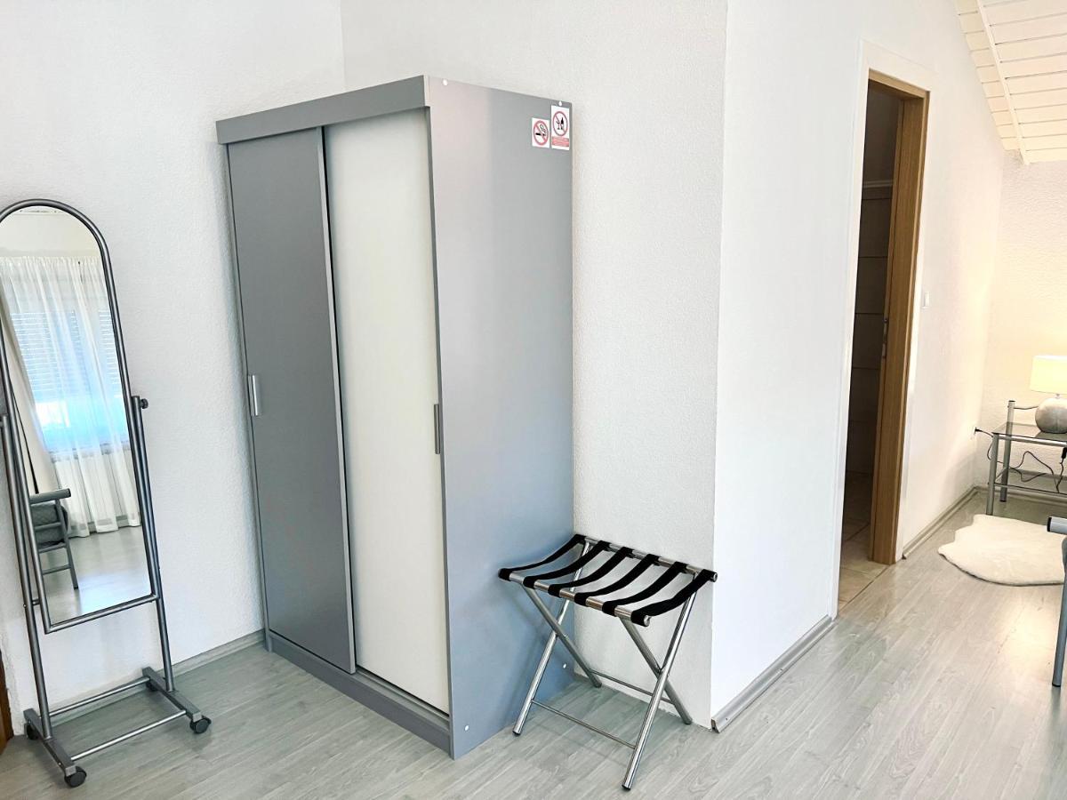 Rooms Mirabella Раковица Екстериор снимка