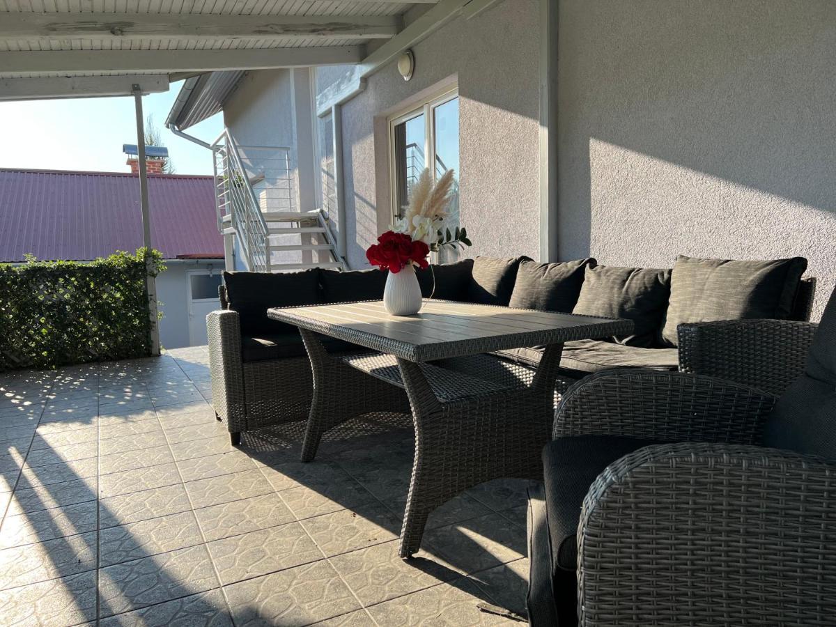Rooms Mirabella Раковица Екстериор снимка